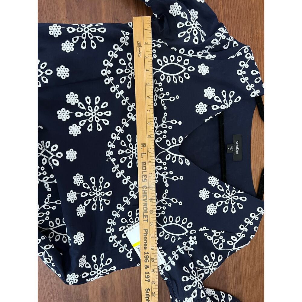 Karen Kane Boardwalk Embroidered Dress Navy Ivory Scallop Hem Medium NWT - Picture 8 of 11
